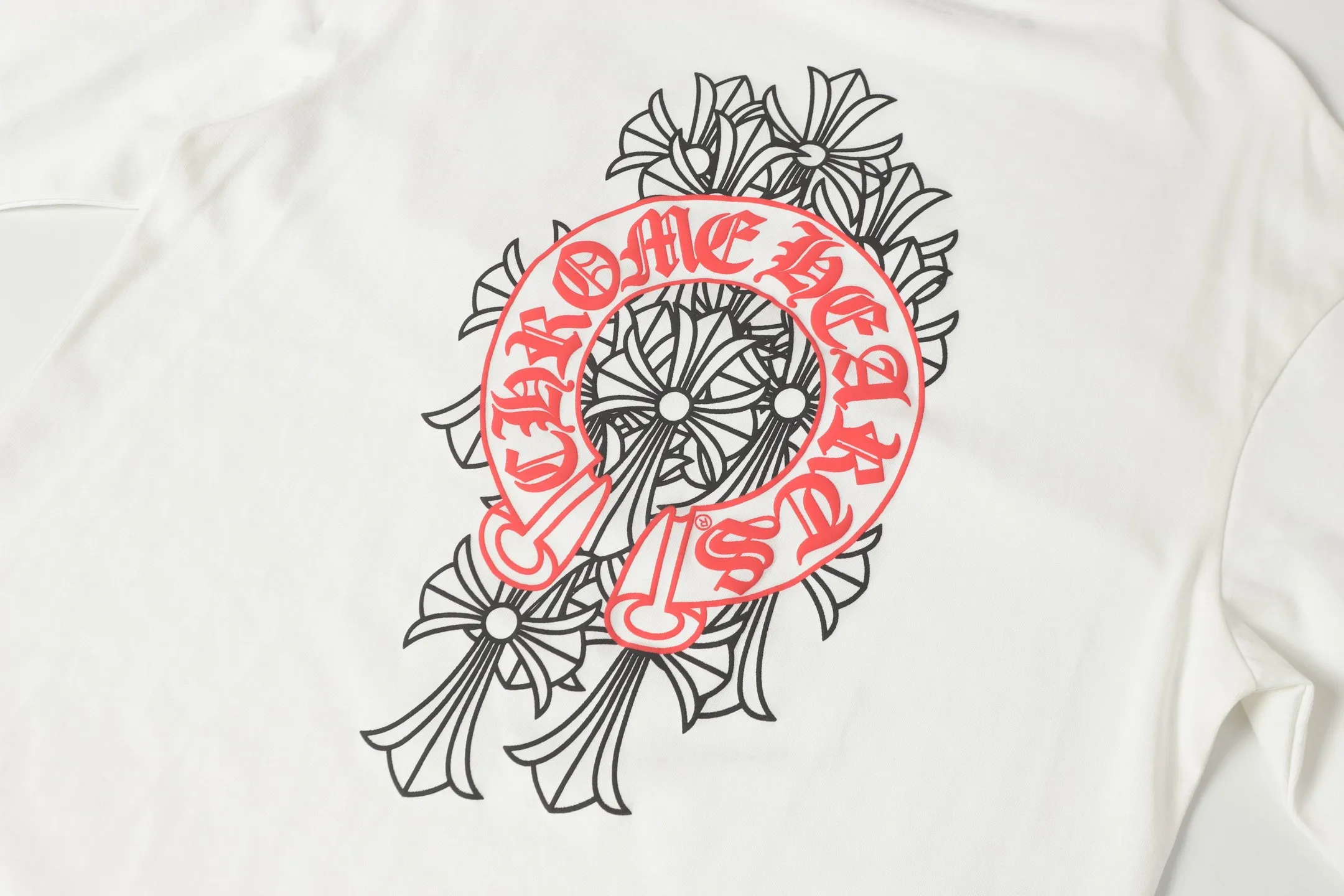 P160 Cross-border model. Those who pursue quality, please do not place an order. -Chrome Hearts/Chrome Heart Sanskrit Cross✝️Print popular long-sleeved T-shirt -High weight, high density and high quality. The wool is soft, delicate and skin-friendly. It feels soft and silky. It has excellent warmth and skin-friendly properties.